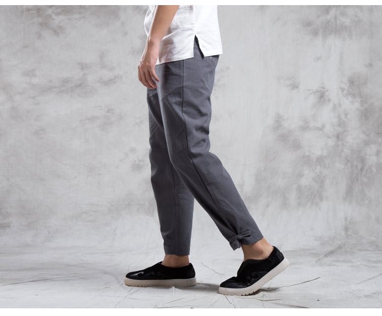 チャイナ風のイージーパンツ