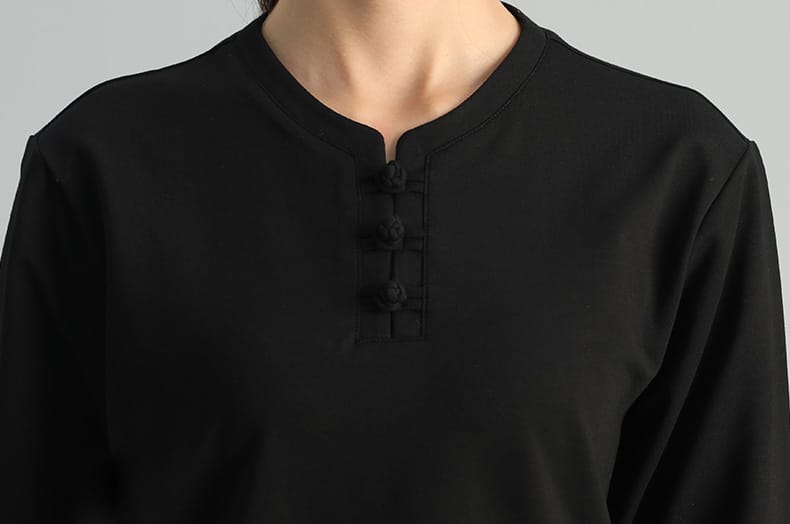 女性の太極拳服