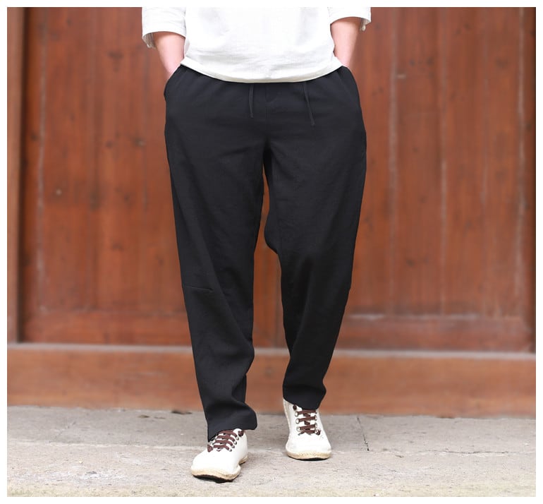 タックの入ったチャイナパンツ