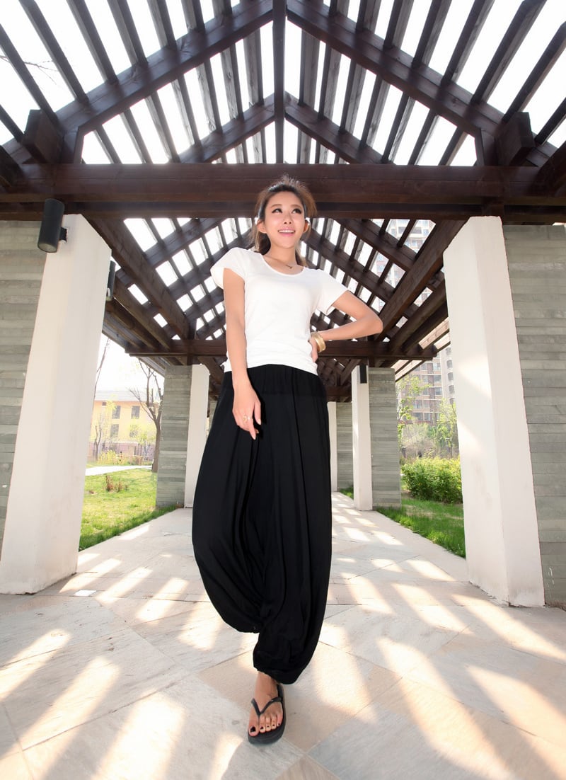 女性用の中華風カジュアルパンツ