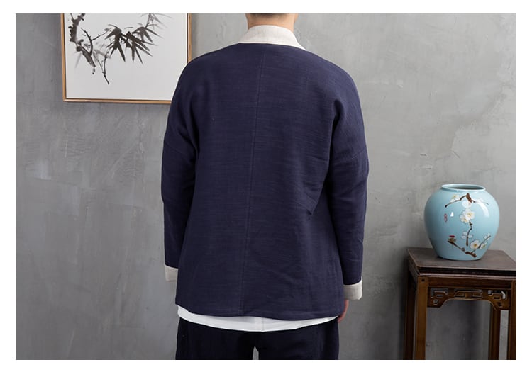 男性のチャイナ服