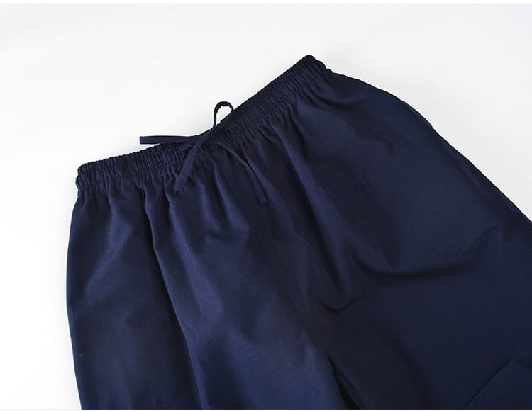 メンズのがっちり体型のチャイナパンツ