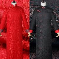 ジャガードの紋様がとても豪華な長袍。フォーマルな会席や演武の衣装として最適です。