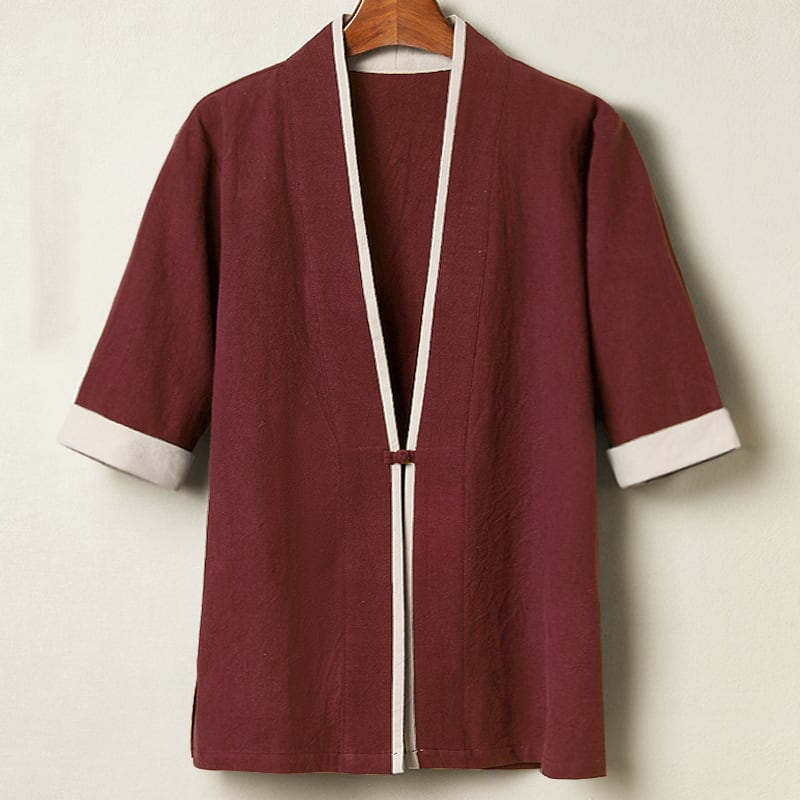 半袖の漢服風カーディガンジャケット。襟の縁や袖のコントラストカラーがおしゃれです。