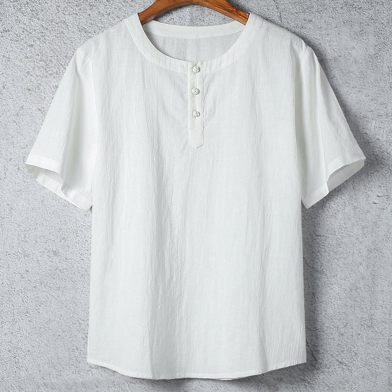 通気性の高い薄手綿麻を使った半袖Tシャツ！前立てを3つの玉ボタンで留めるおしゃれな仕様です。