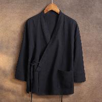 カンフーの修行僧が着る衣装のようなジャケットです。日本の禅服のような感じで着ていてだけます。