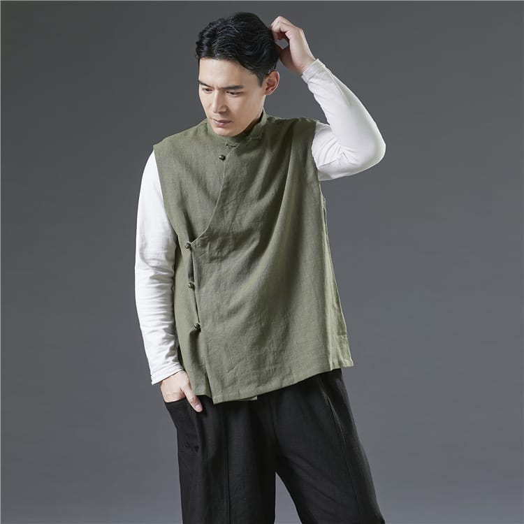 メンズの真鍮ボタンチャイナベスト