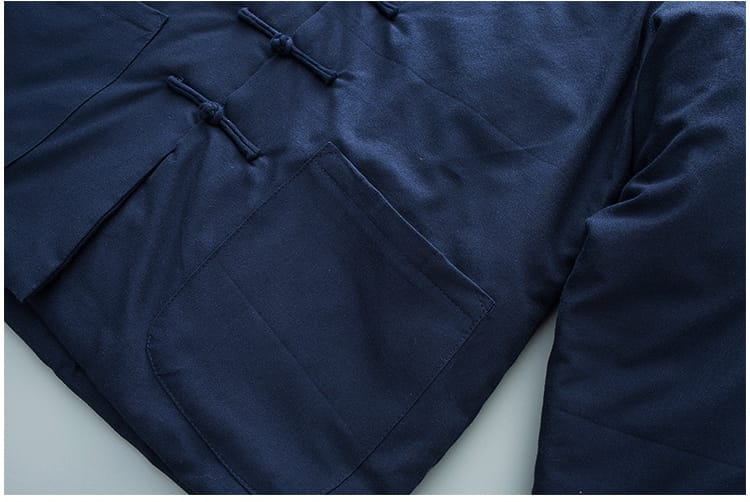 メンズの中華風セットアップ