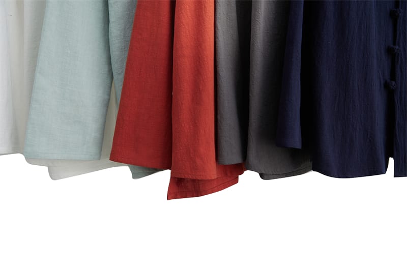 男性のチャイナジャケット