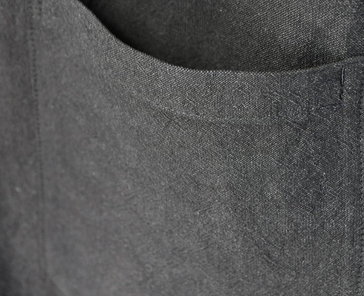 男性用の中華風シャツ