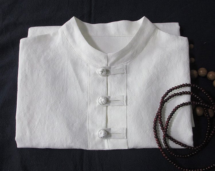 男性用の漢服シャツ