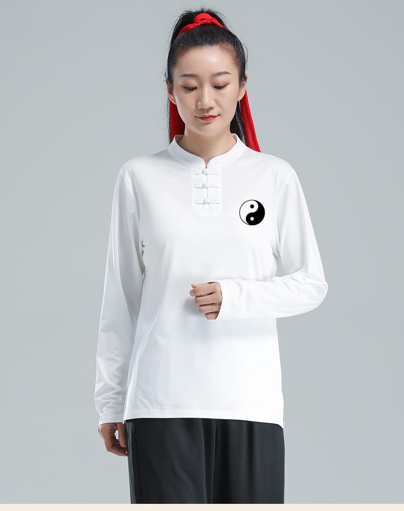 太極拳の練習用トレーニングウェア