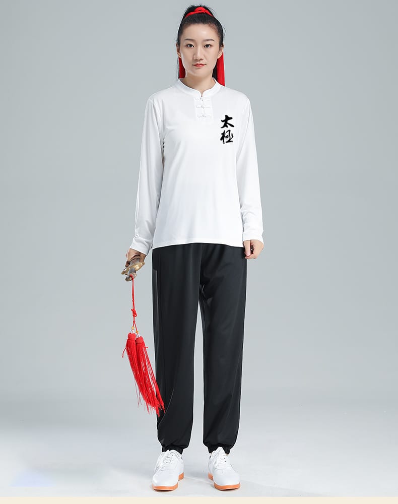 太極拳のチャイナボタンのTシャツ