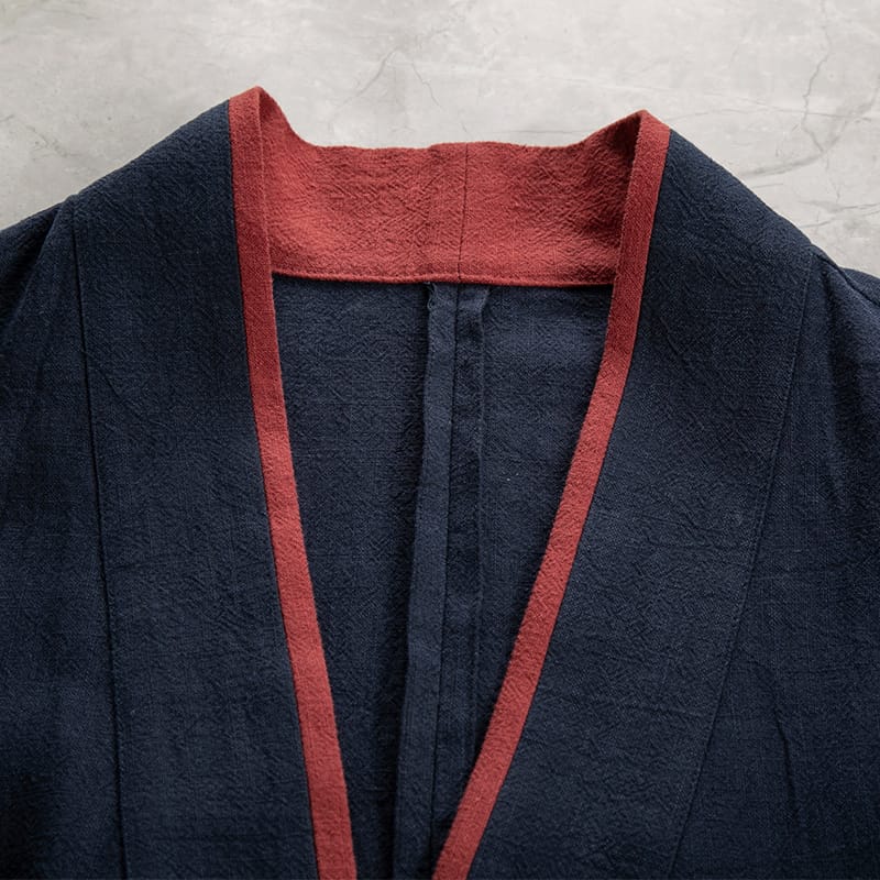 男性のチャイナ服