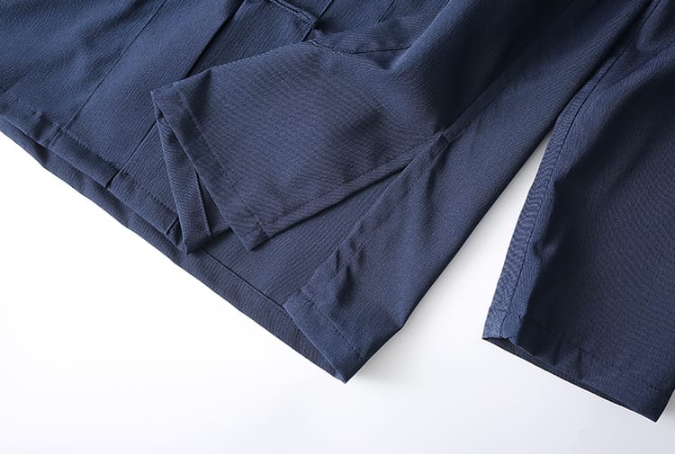 男性用のチャイナボタン服