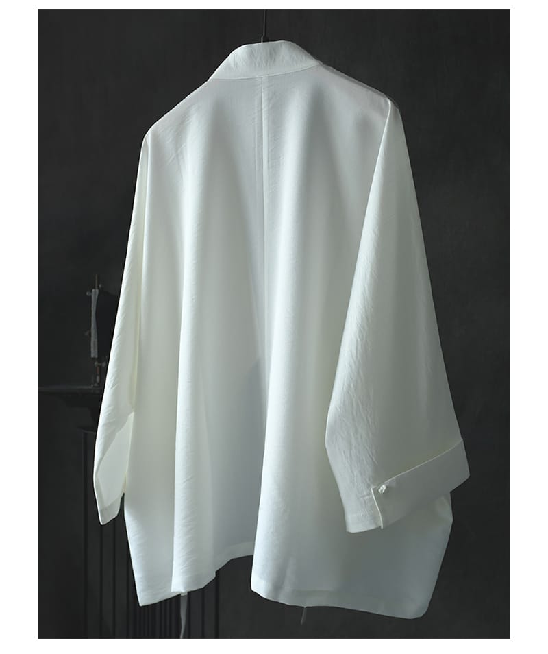 綿麻素材のチャイナシャツ