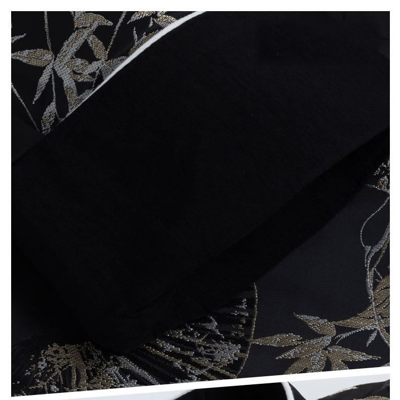 男性用の斜め襟シャツ