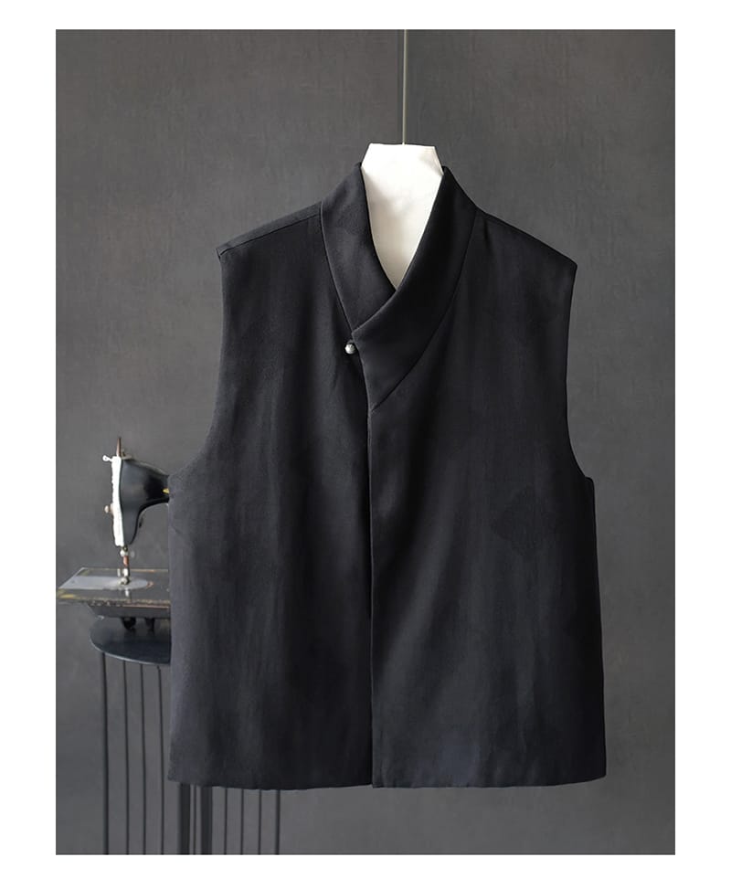 チャイナ風の袖無しジャケット