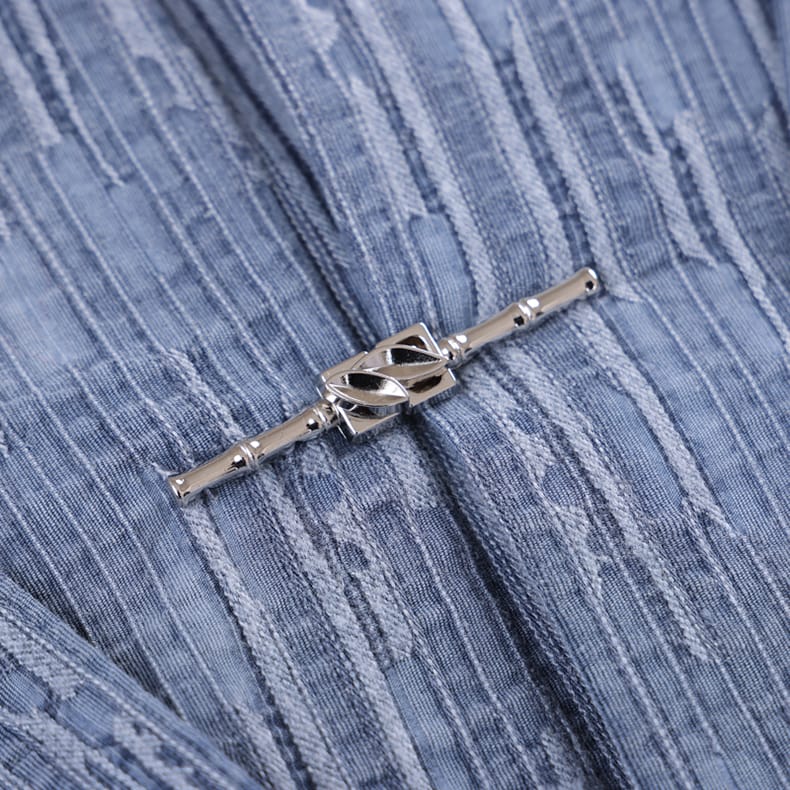 男性用のカンフーシャツ