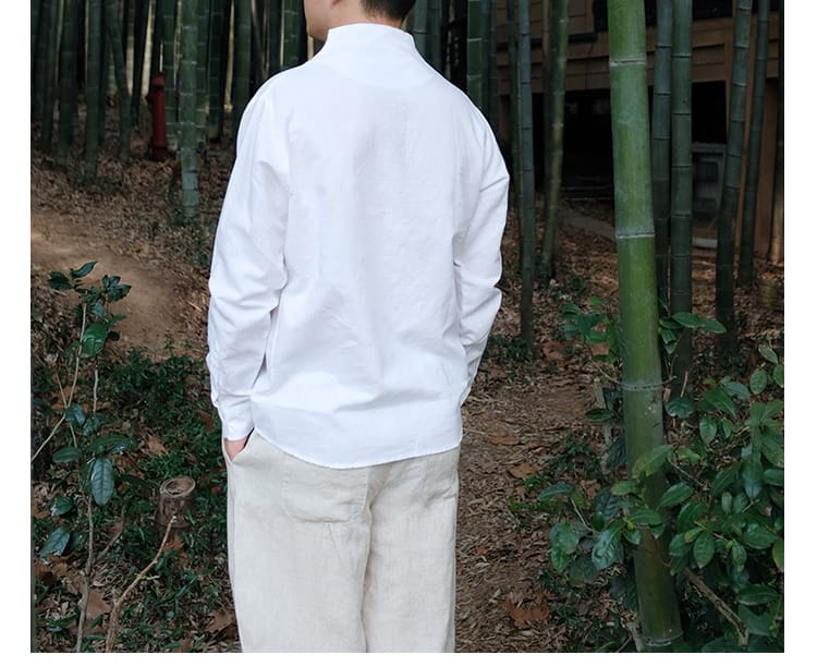 メンズのチャイナシャツ
