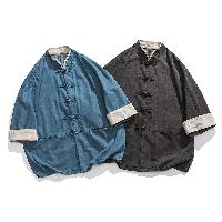 デニム地を使用した七分袖シャツ。柔らかな薄手生地なので真夏に最適です。