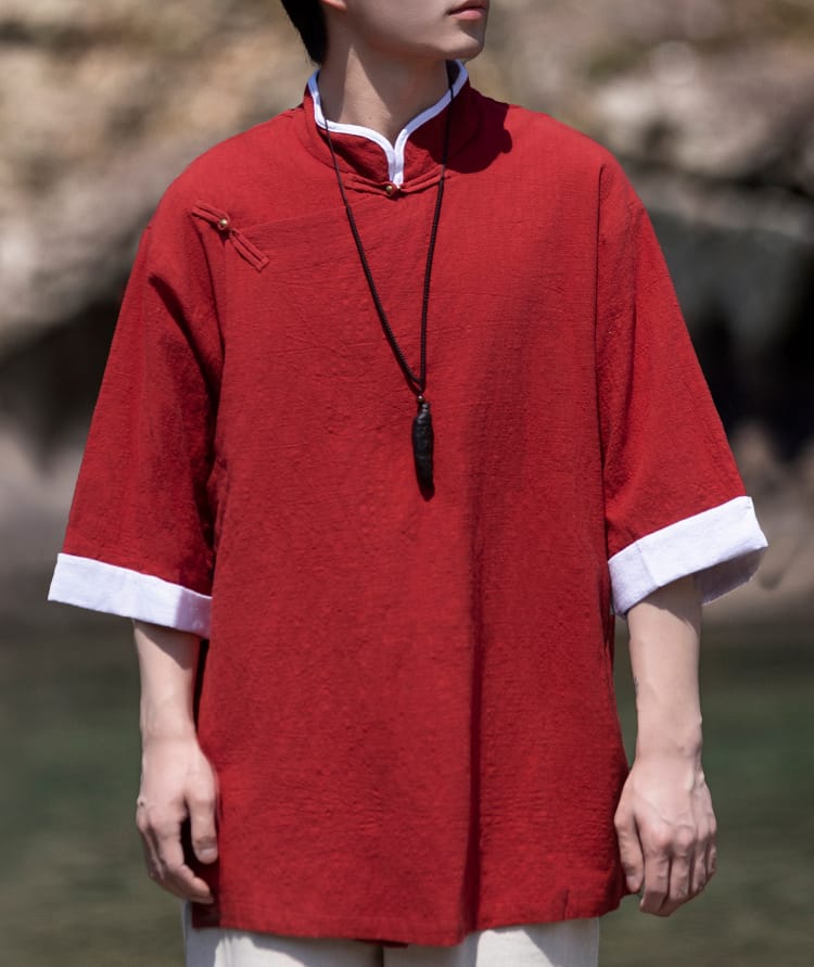 男性用の中国民族衣装のシャツ