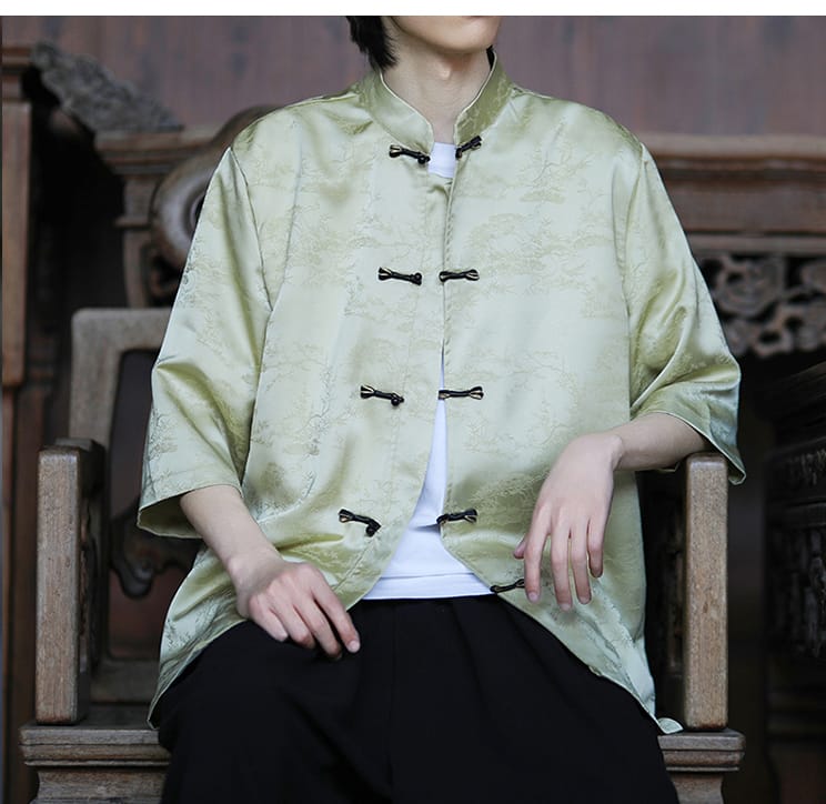 男性用のチャイナ風アロハシャツ