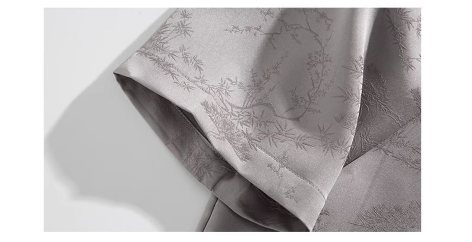 男性用のチャイナシャツ