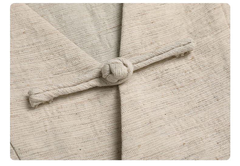 チャイナ仕様のカジュアルTシャツ