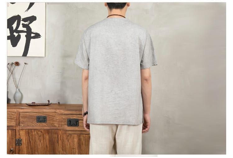 チャイナボタンのカジュアルTシャツ