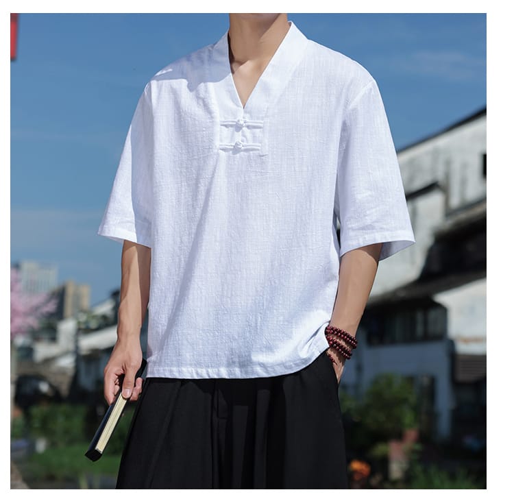 メンズのチャイナボタンのTシャツ"