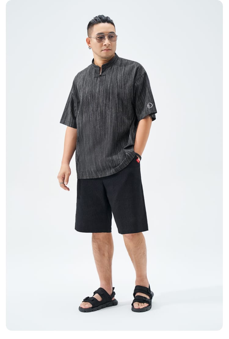 大きいサイズの中華風半袖Tシャツ