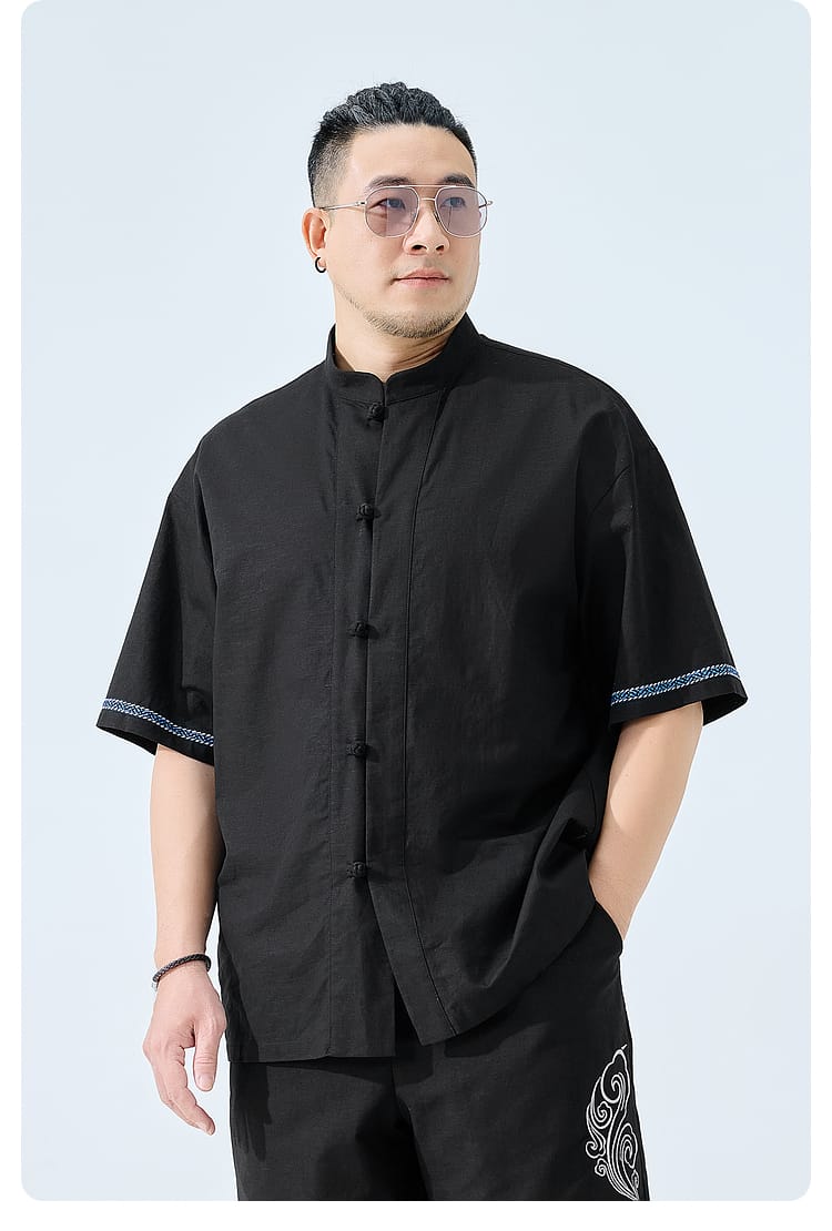 大きいサイズのVネックシャツ