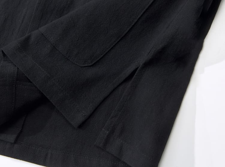 男性用のチャイナ風半袖シャツ