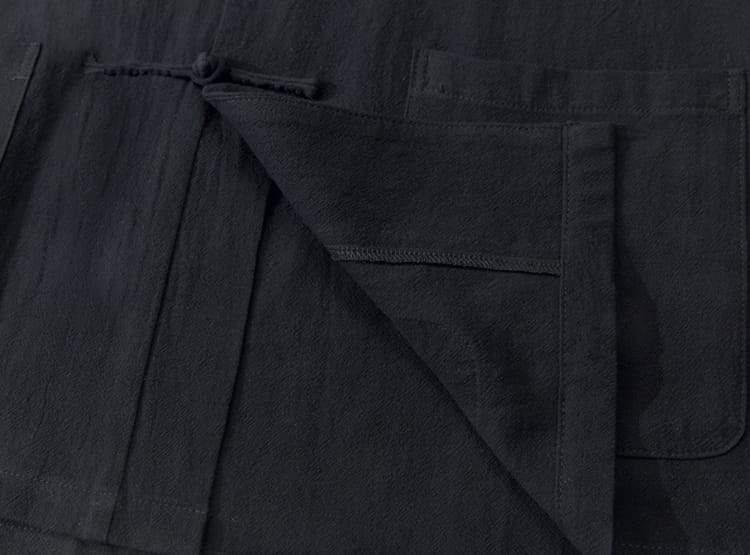 男性用の漢服シャツ