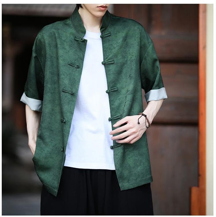 男性用のチャイナシャツ