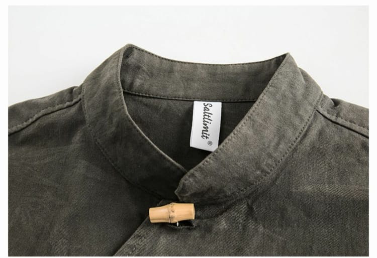 男性用のチャイナシャツ