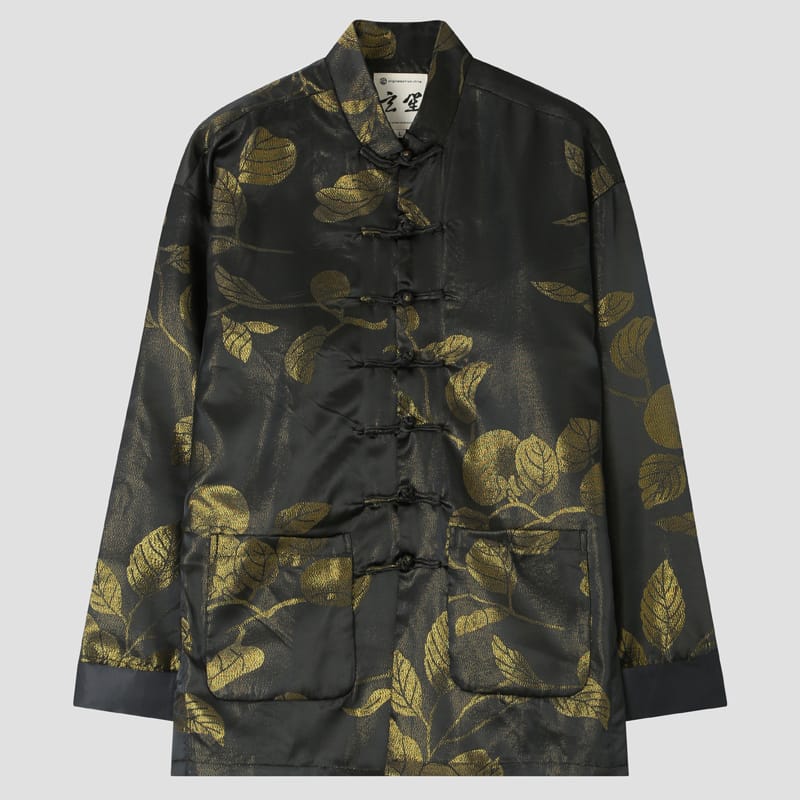 金色の柿の葉模様が美しくジャガードで織り込まれたジャケット