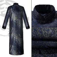 金色の星空模様が輝く高級サテン生地を使用したチャンパオです。