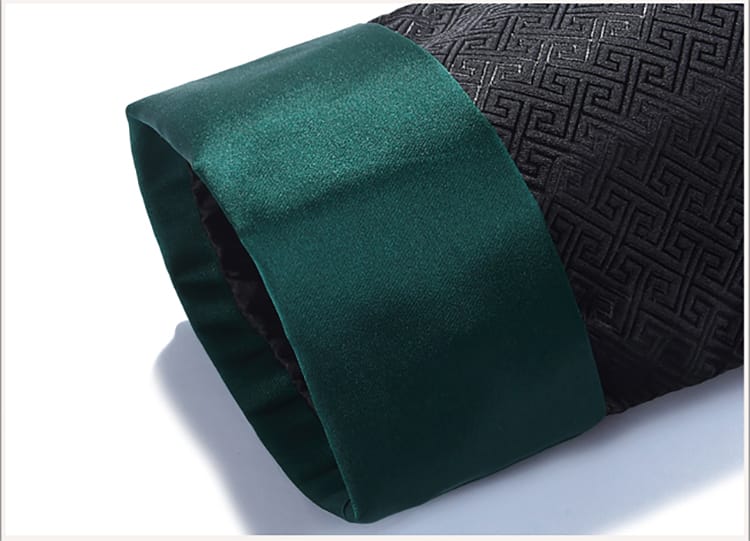 メンズの中華風ローブ