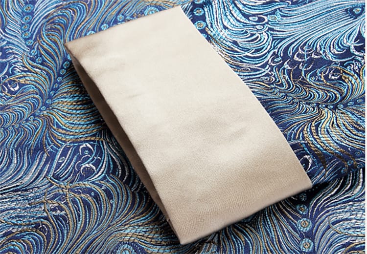 メンズの中華風ローブ