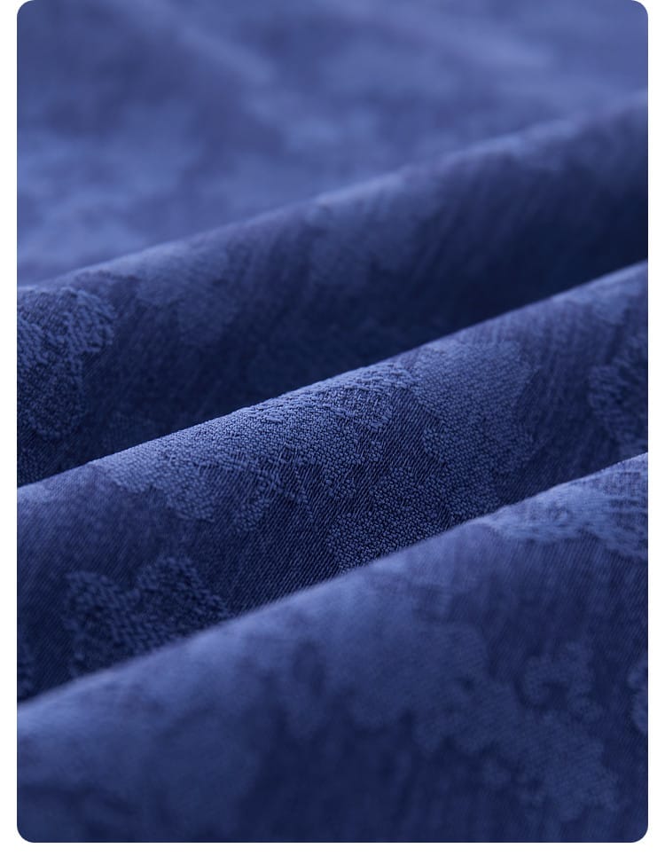 大きいサイズのチャイナボタンのジャケット