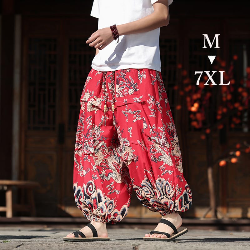 龍柄プリントのチャイナ風バルーンパンツ。大きいサイズまで展開