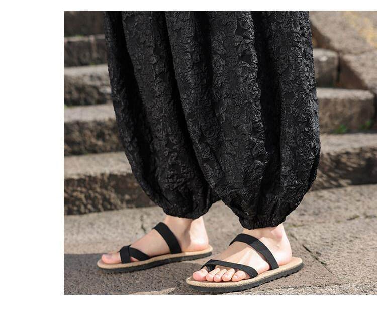 中華風のメンズパンツ