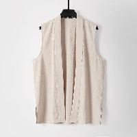 男性の肥満体型中華風ベスト