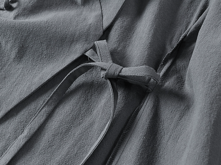 男性用のがっちり体型のカンフー服