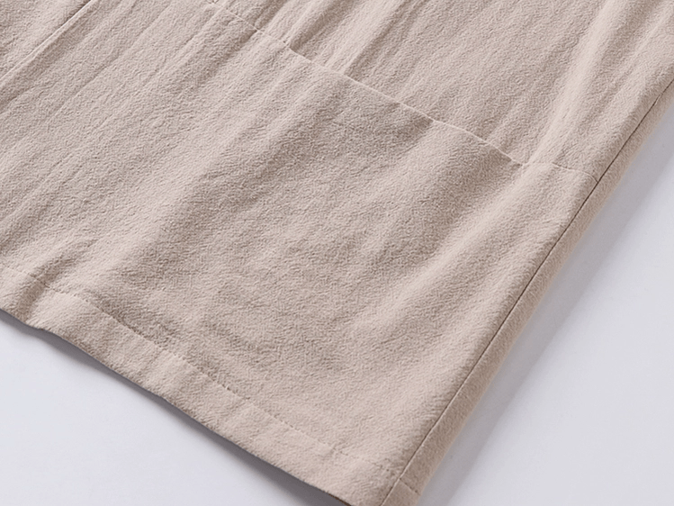 男性用のがっちり体型のカンフー服