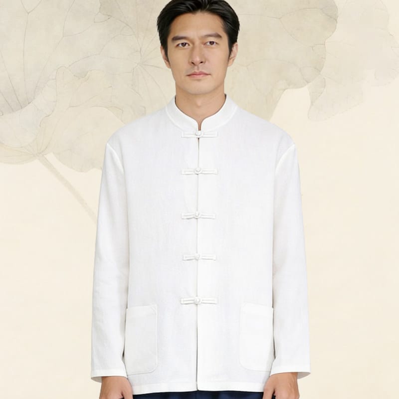 通気性に優れた綿麻のシャツ。シンプルで上品なアイテムです。