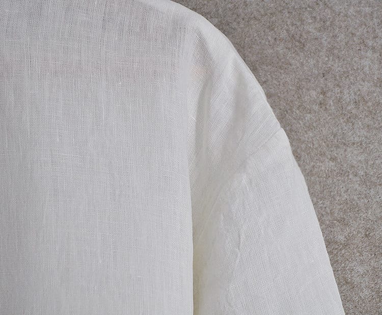 男性用の薄手チャイナシャツ