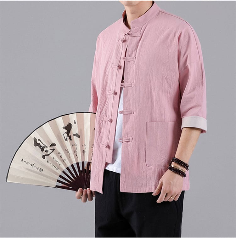 ピンクのチャイナシャツ